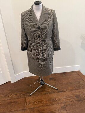 Kasper two-piece skirt suit